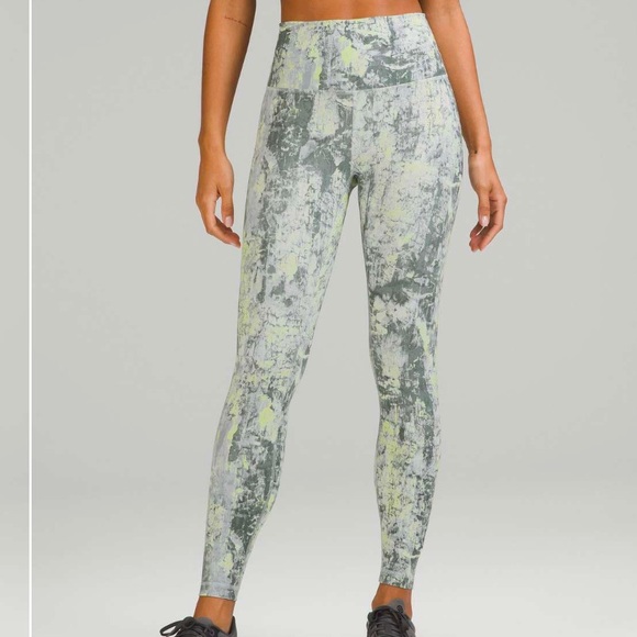 Lululemon Wunder Train High-Rise Tight 25"
Cinder Grain Smoked Spruce Multi - Picture 6 of 10